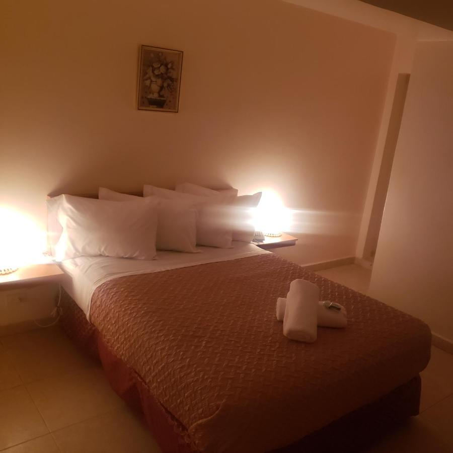 Hotel La Pequena 발렌시아 외부 사진